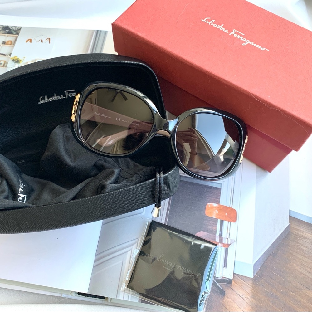 Salvatore Ferragamo Oversized Sunglasses